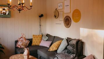 Chalet | Living area