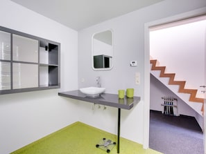 House | Bathroom