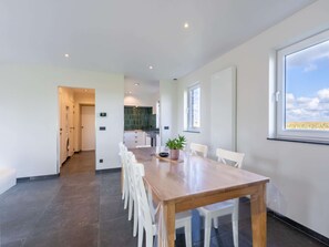 House | Dining