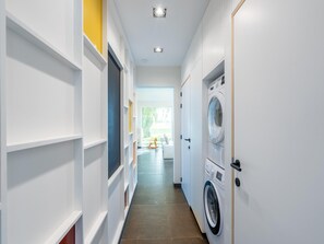 House | Interior - Peaceful Villa With Pond (Poperinge)