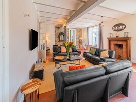 House | Living room