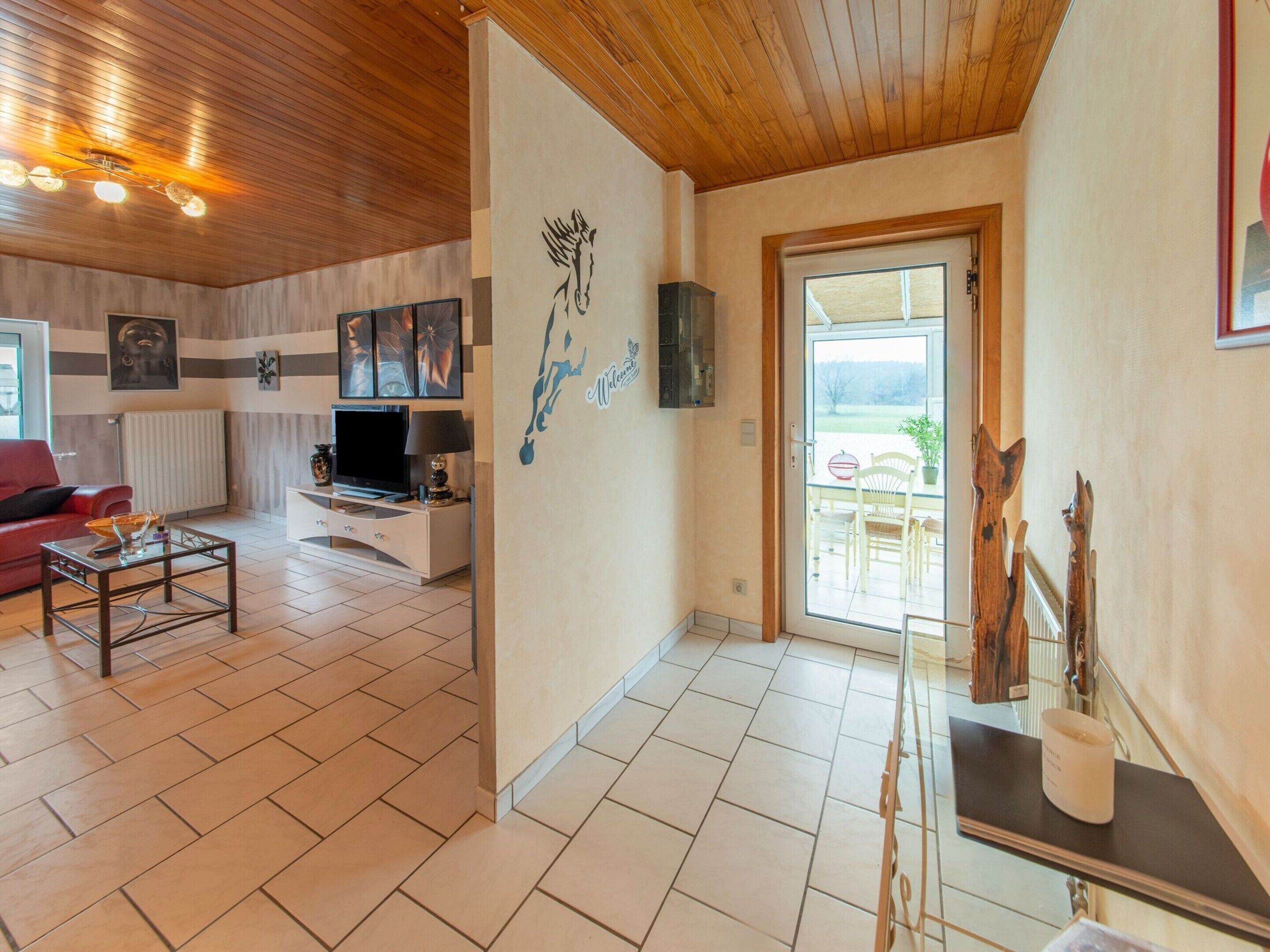 House | Private kitchen | Electric kettle, toaster, high chair, cookware/dishes/utensils