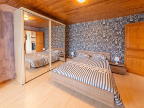 House | 3 bedrooms, individually furnished, iron/ironing board - Sweet Home in Chiny With Garden (Chiny)