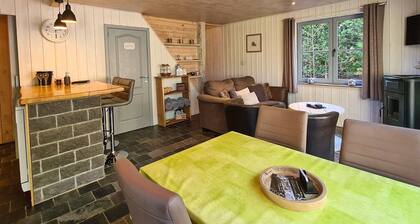Chalet Near Durbuy With Garden & BBQ