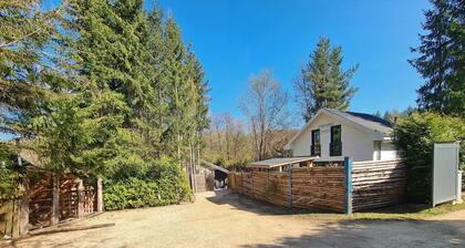 Chalet Near Durbuy With Garden & BBQ