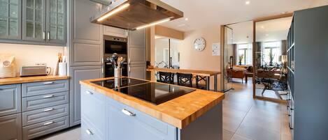 House | Private kitchen