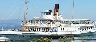 Panoramic view, large balcony, full sun, bright and functional, parking.