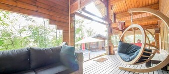 Charming Chalet in Durbuy Near Adventure Valley