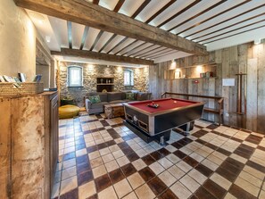 House | Living room