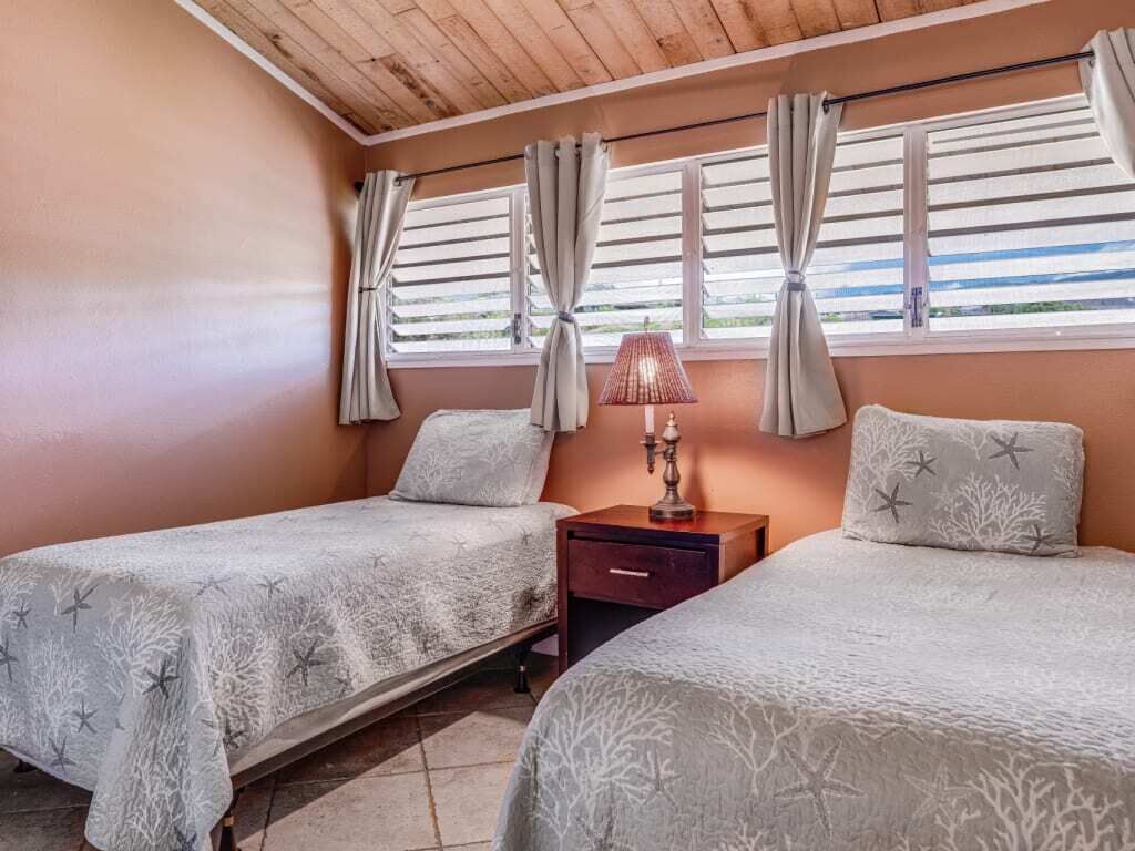 2 chambres, fer et planche à repasser, accès Internet