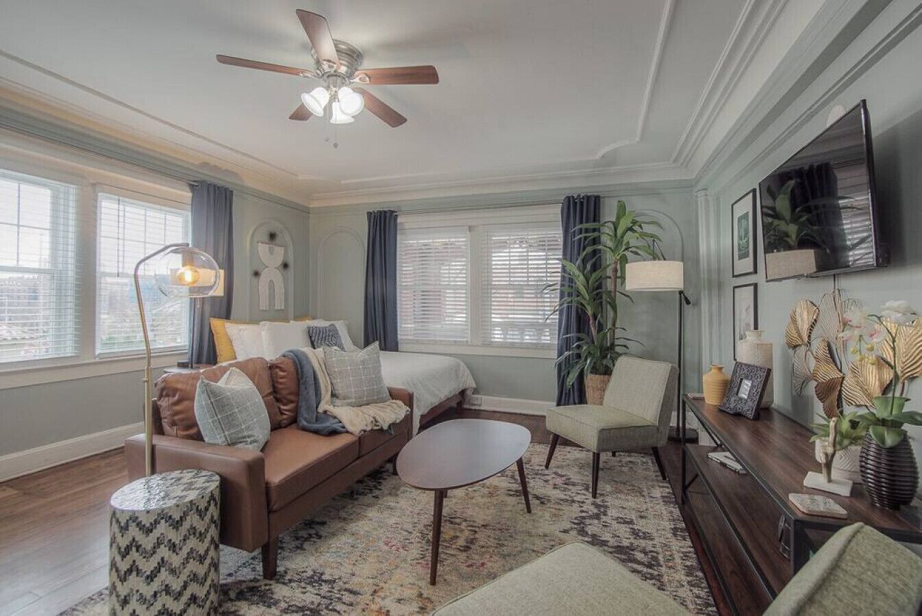 1 sovrum, skrivbord, strykjärn/strykbräda och gratis wi-fi