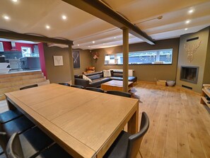 House | Living room