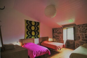 2 bedrooms, iron/ironing board, travel cot, free WiFi - One of two private and intimate casitas. Surrounded by nature. (Moraña)