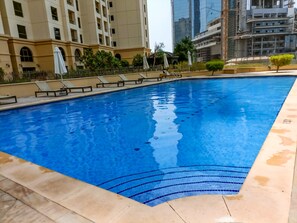 Outdoor pool - Marco Polo - Full Sea & Dubai Eye View | 2 BR | Near JBR Beach (Dubai)