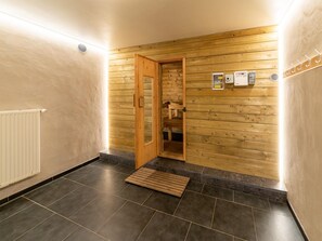 House | Spa treatment