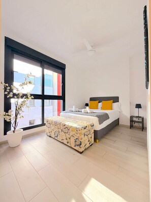 1 bedroom, iron/ironing board, free WiFi, bed sheets - Soul Málaga City Apartment (Málaga)