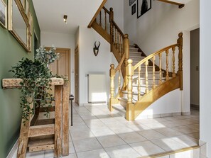 House | Reception - Pleasant Holiday Home With Recreation Room (Bouillon)