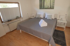 3 habitaciones, escritorio y wifi gratis 