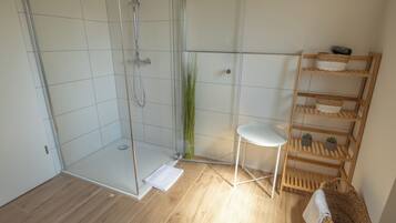 Een douche, een haardroger