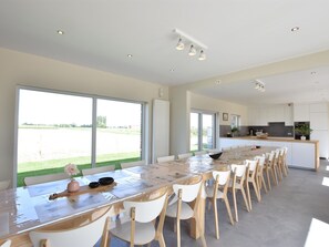 House | Dining