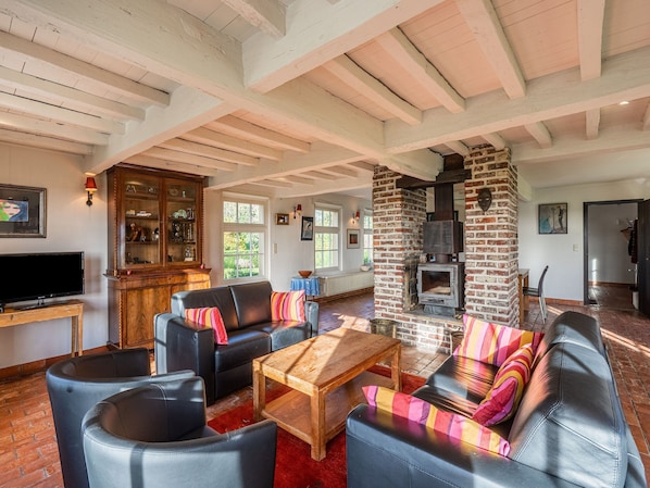 House | Living room