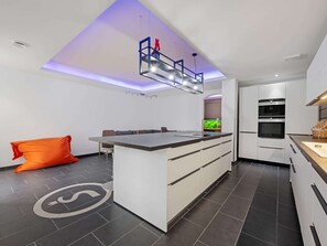 Private kitchen - Apartment in Herscheid-sauerland With Balcony (Herscheid)