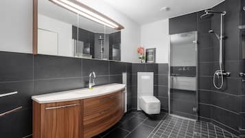 Apartment | Bathroom