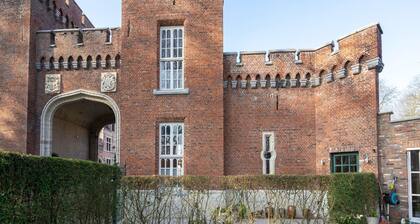 Apartment in Kruibeke Wissekerke Castle