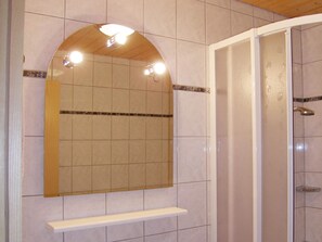Apartment | Bathroom