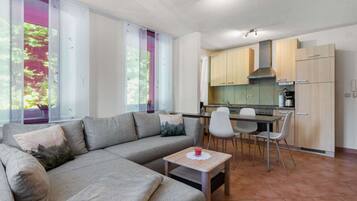 Apartment | Private kitchen | Highchair