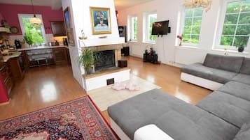 Villa | Living area