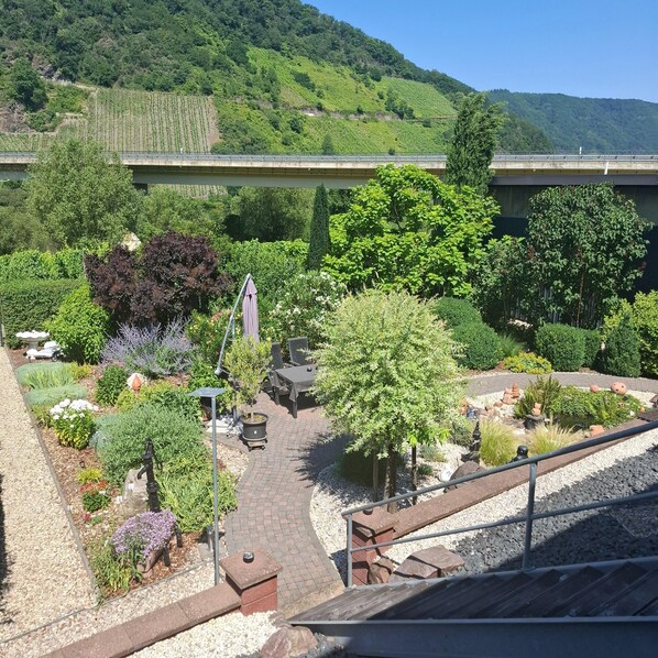 Garden - Garden Retreat With Pond View (Neumagen-Dhron)