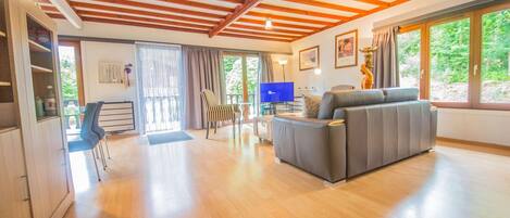Chalet | Living area