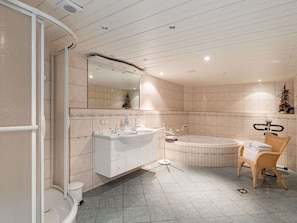 House | Bathroom
