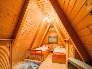 Maison | 2 chambres, ameublement personnalisé, fer et planche à repasser