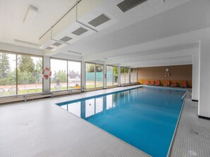 Departamento | Alberca | Alberca techada y alberca al aire libre