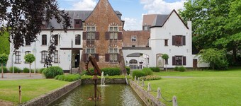 Modern Holiday Home in Ronse With Garden