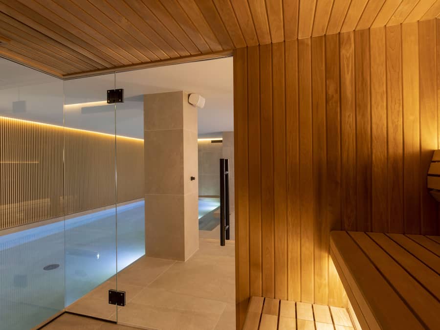 Sauna, steam room, massages