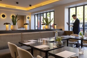 Meeting facility - HÔTEL ESTÉ (Paris)