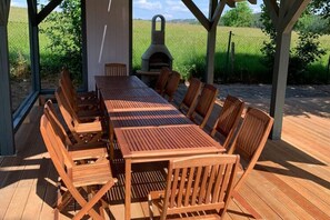 House | Dining - Spacious Holiday Home in Sluknov With Private Garden (Sluknov)