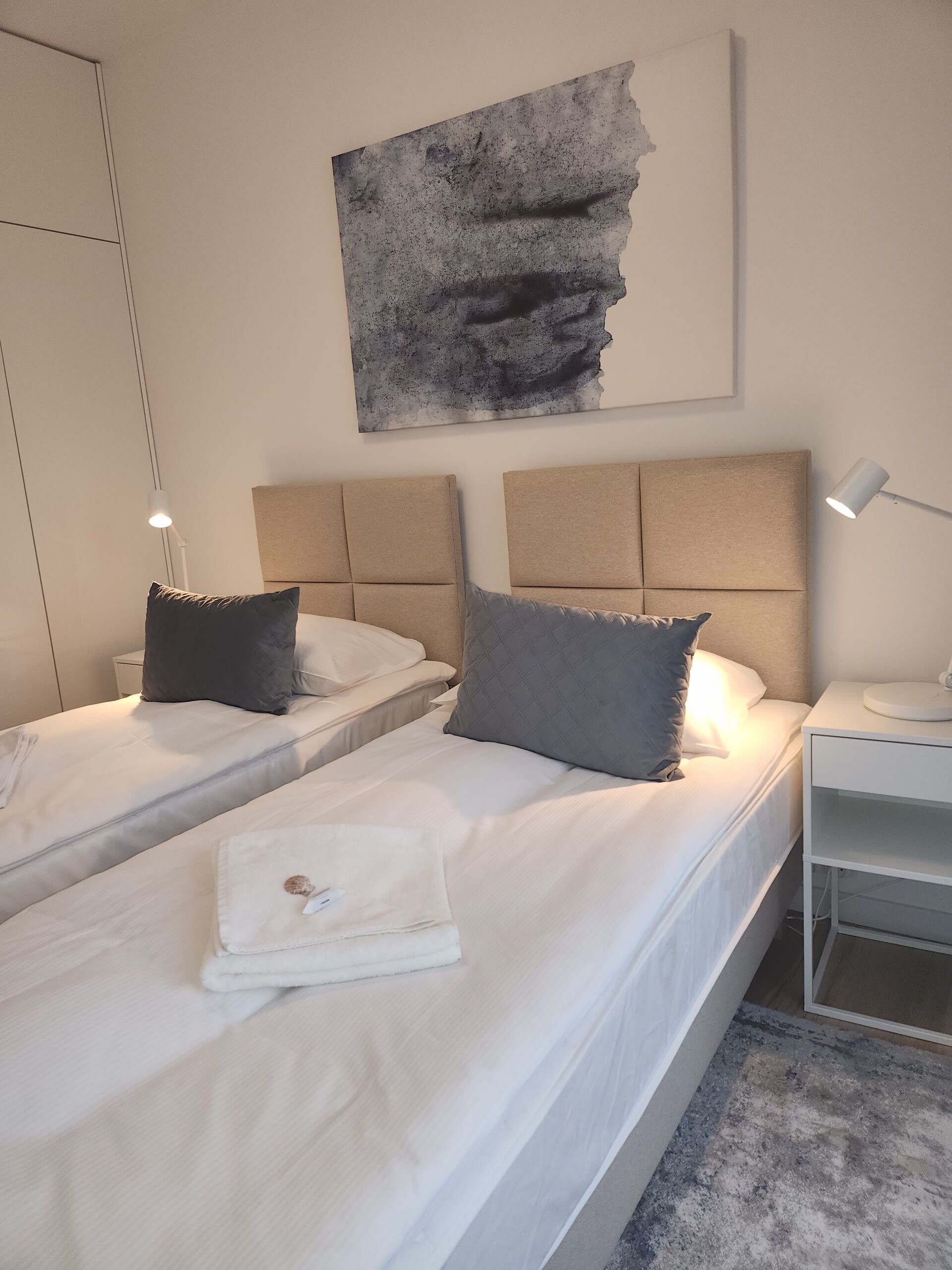 1 chambre, fer et planche à repasser, Wi-Fi, literie fournie