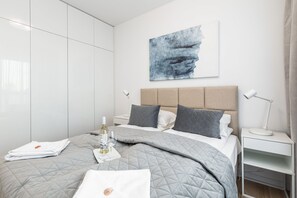 1 bedroom, iron/ironing board, WiFi, bed sheets - Sunset Resort 100A | Prestige Apartment | Parking (Grzybowo)