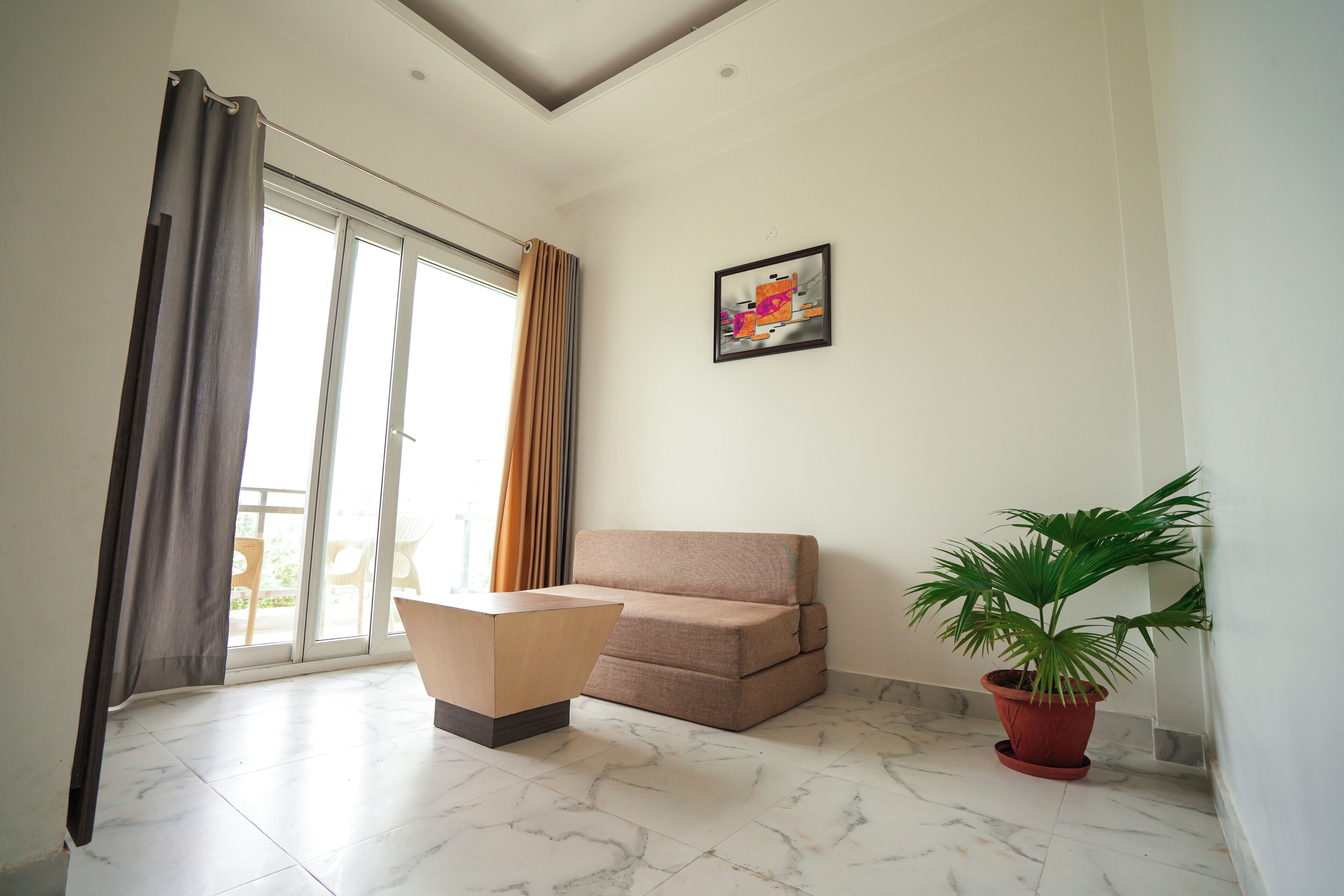 Family Suite | Living area | 32-inch LCD TV with digital channels, TV