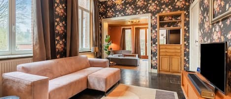 House | Living room