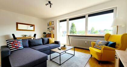 Stylish Apartment With Balcony
