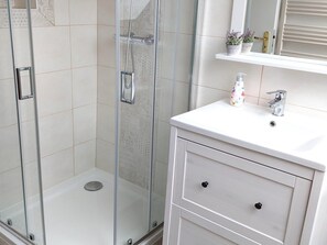Apartment | Badezimmer | Handtücher