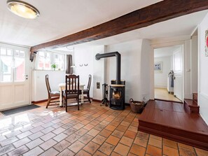 House | Dining
