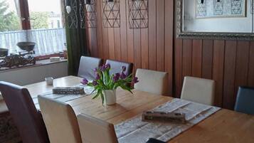 Rumah | Tempat makan