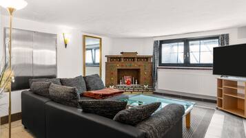 Apartment | Living area