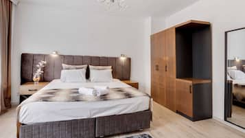 Apartment | 1 bedroom, bed sheets